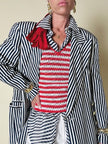 Blazer doppiopetto a righe bianche e blu “Mondí”