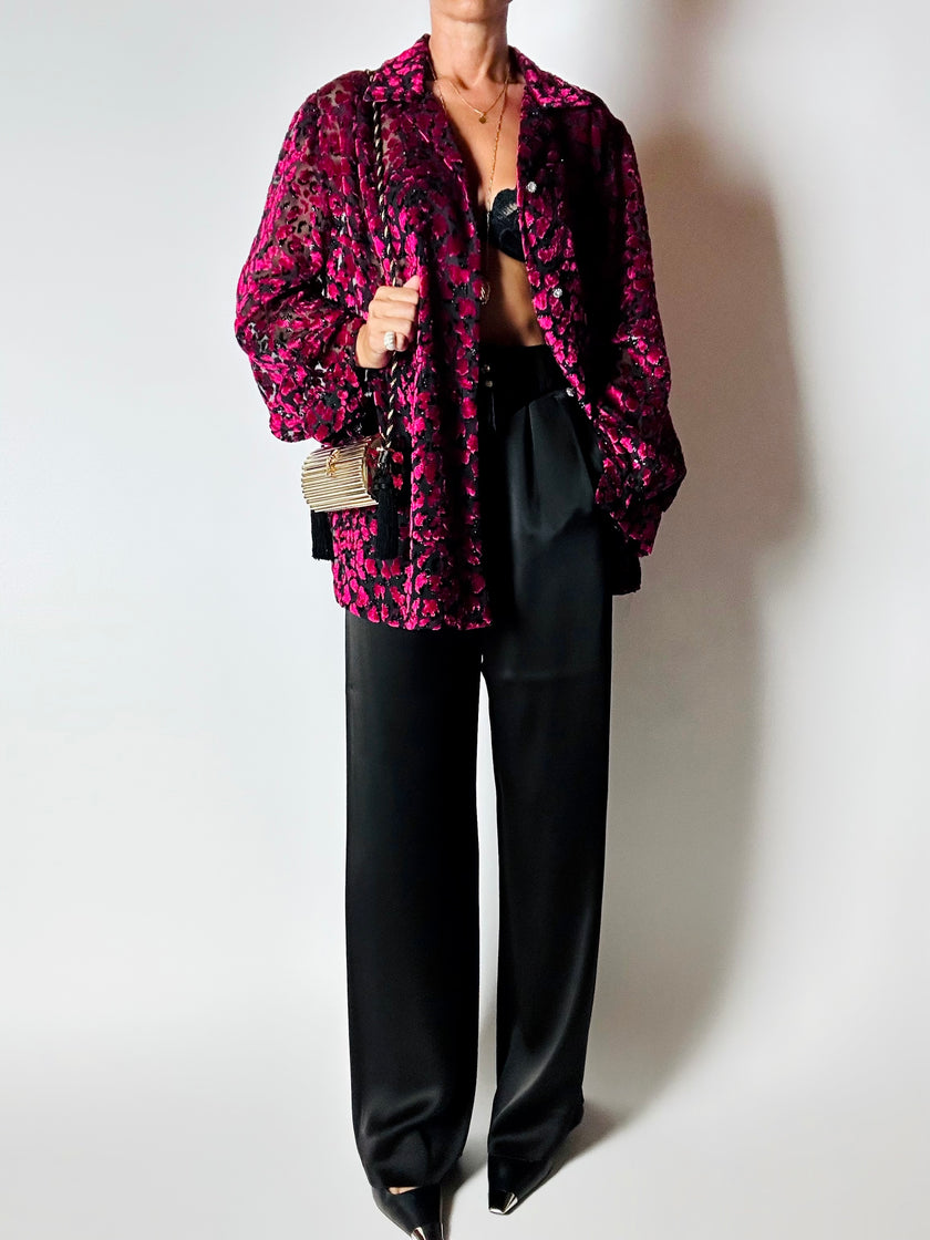 Camicia vintage in velluto dévoré amarena e lurex nero con motivo animalier