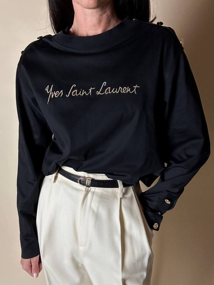 Maglia vintage Yves Saint Laurent in cotone nero con firma ricamata e bottoni dorati