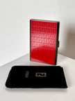Porta sigarette-carte di credito-biglietti da visita vintage Fendi in metallo con motivo FF in smalto rosso