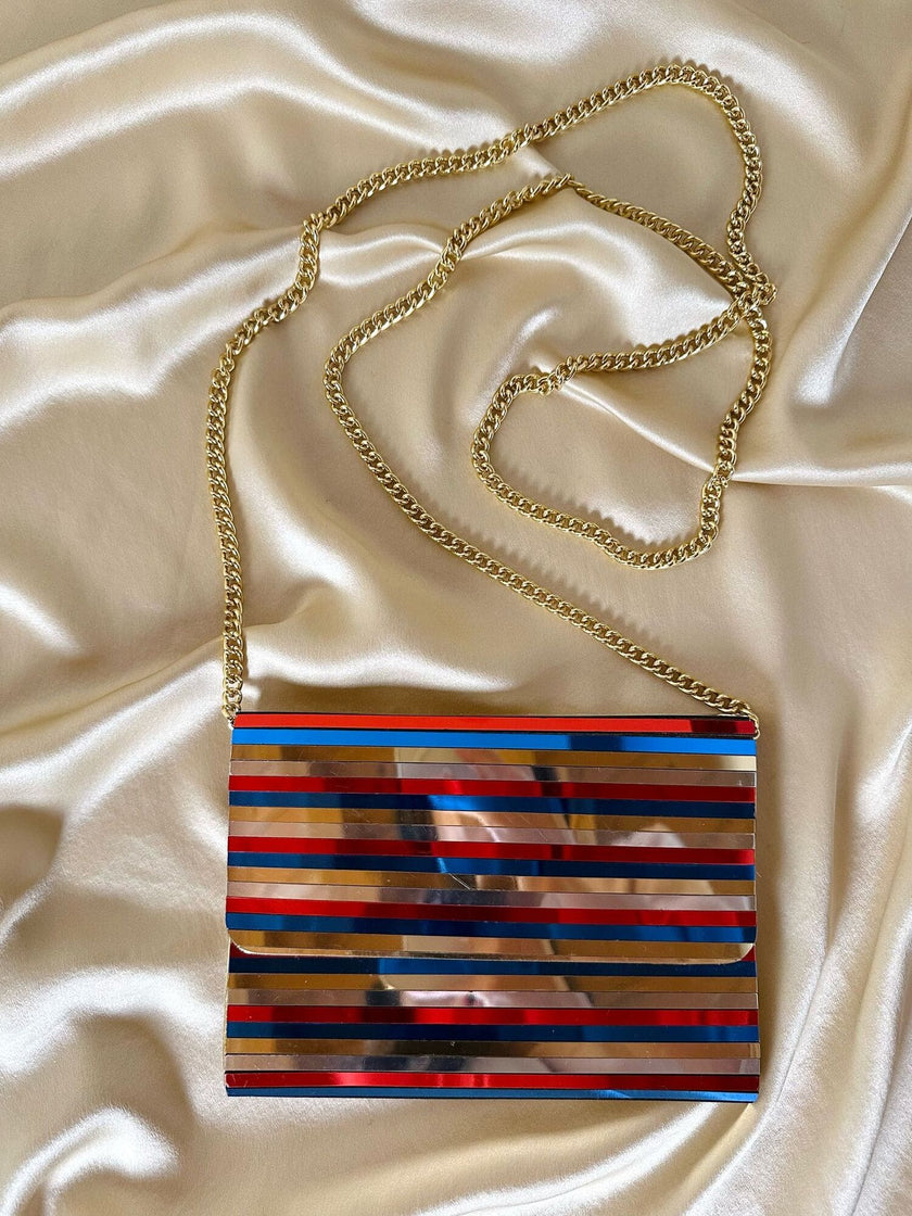 Pochette à lamelles miroirs multicolores avec bandoulière chaîne