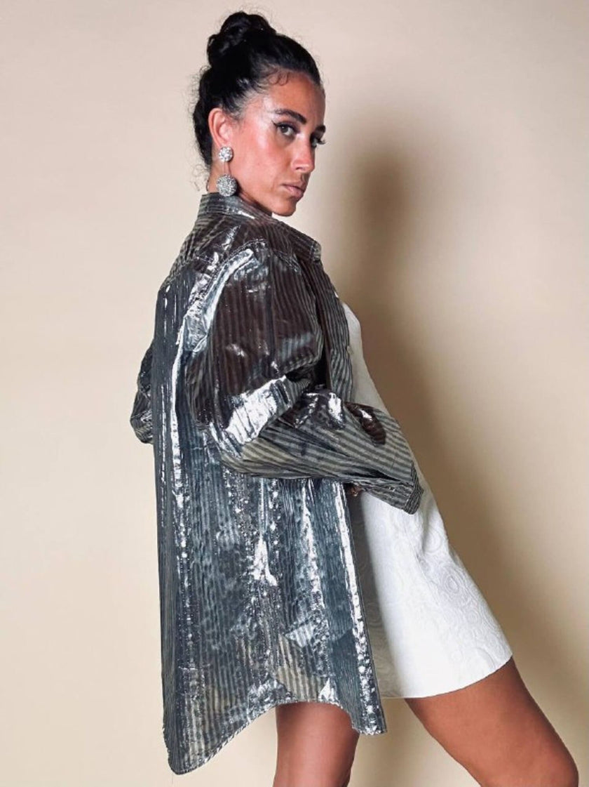 Orecchini pendenti con sfere in paillettes argento