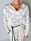 Jumpsuit vintage Spengler Mode in viscosa jacquard avorio con scollo drappeggiato