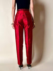 Tailleur pantalone rosso in shantung di seta grezza