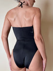 Costume intero nero con coppe preformate e dettaglio a riccio “La Perla”