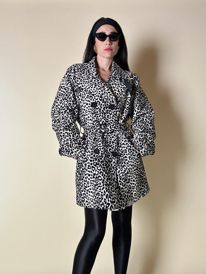 Giaccone vintage Fendissime in ecopelle bianca fantasia leopardo floccata nera