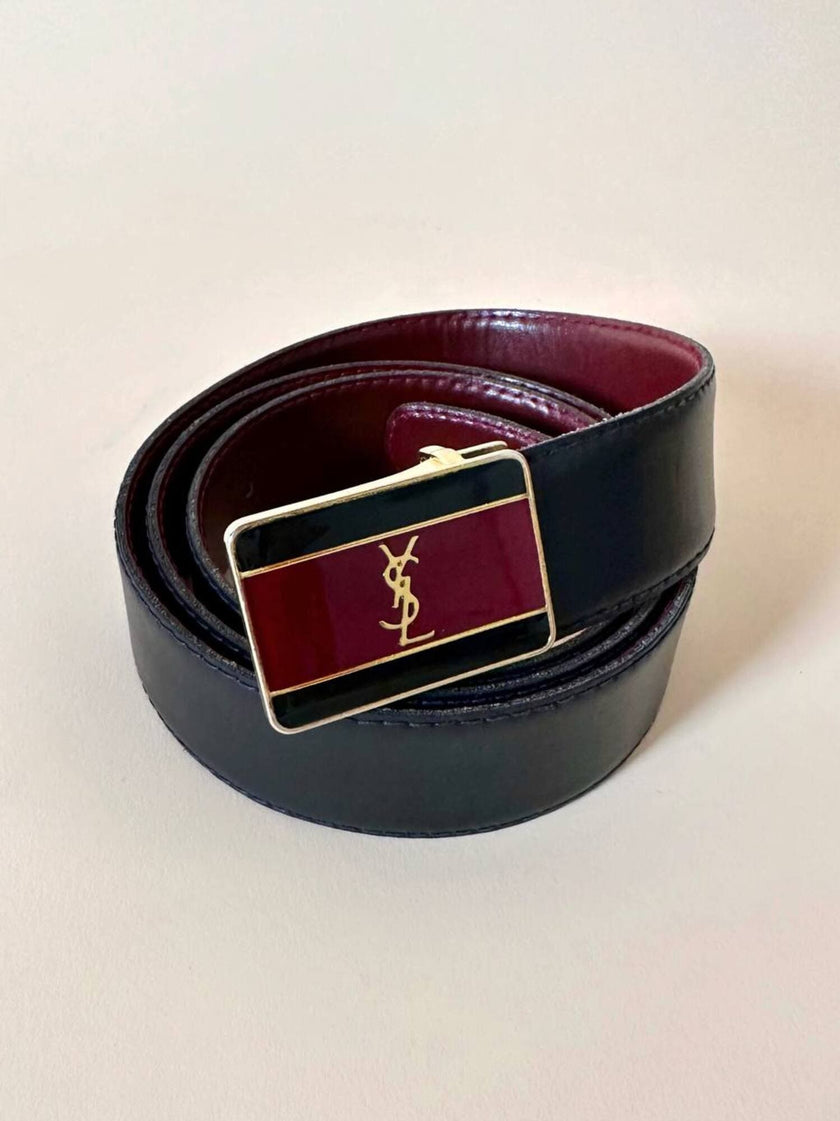 Cintura vintage Yves Saint Laurent double face blu navy e bordeaux con fibbia smaltata con logo YSL