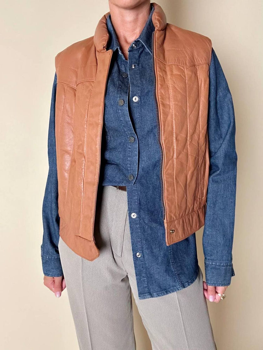 Gilet in pelle Frye color cuoio con impunture verticali
