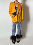Pantaloni Prada P/E 2017 con stampa geometrica e piume di struzzo nere