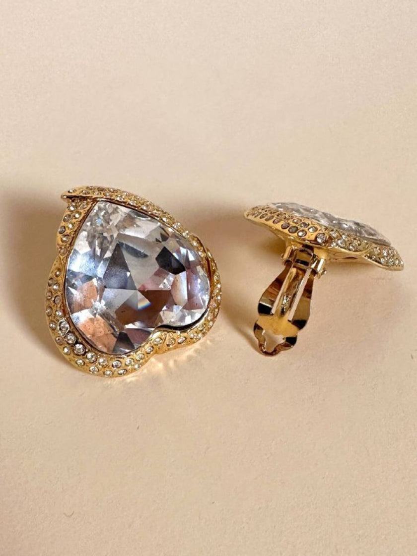 Clip oro con maxi cristalli a forma di cuore “Yves Saint Laurent”