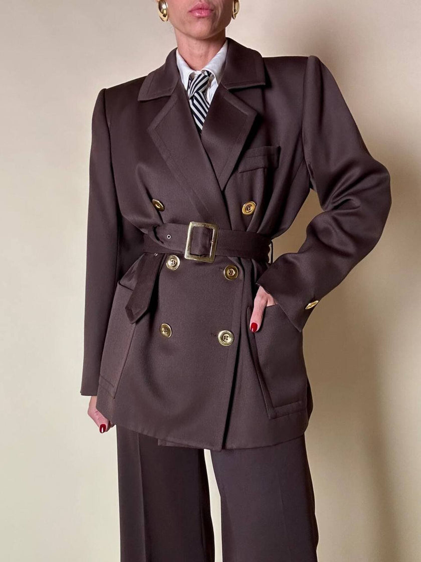 Blazer doppiopetto in lana color cioccolato “Yves Saint Laurent” con pantalone abbinato