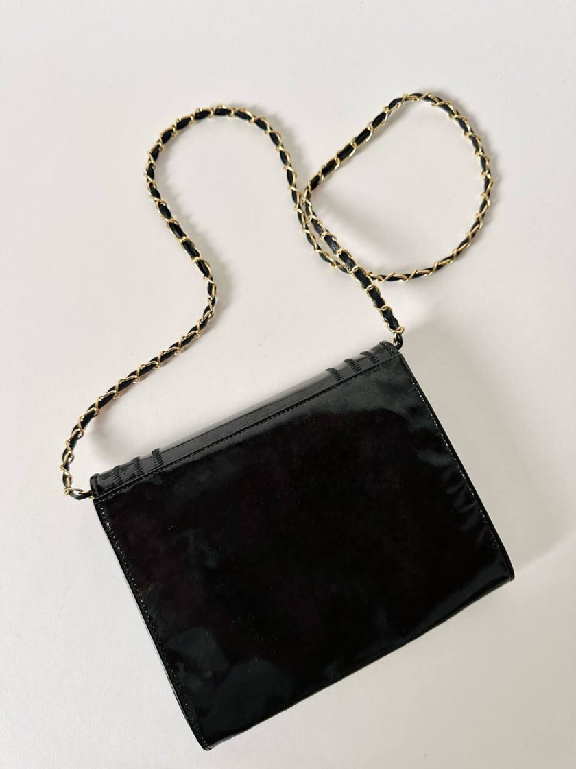 Borsa vintage Fendi con cuciture concentriche e tracolla in catena