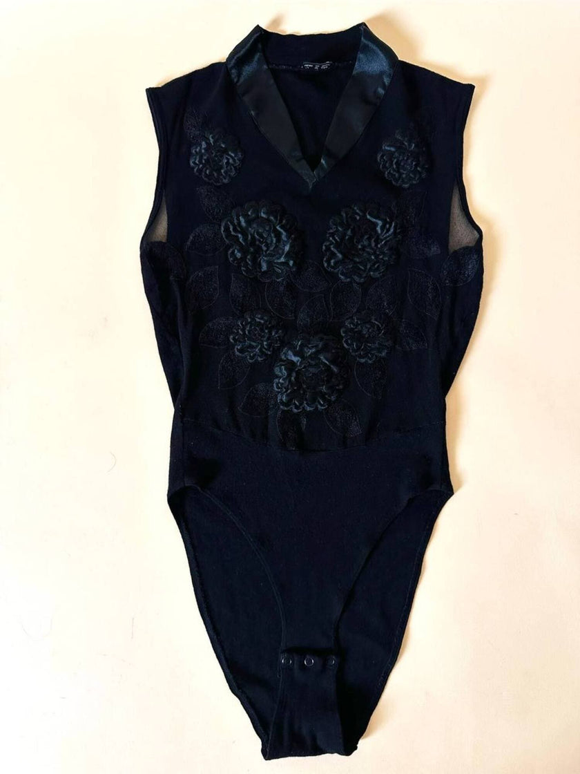 Body vintage La Perla in tulle nero e lana con applicazioni floreali in raso