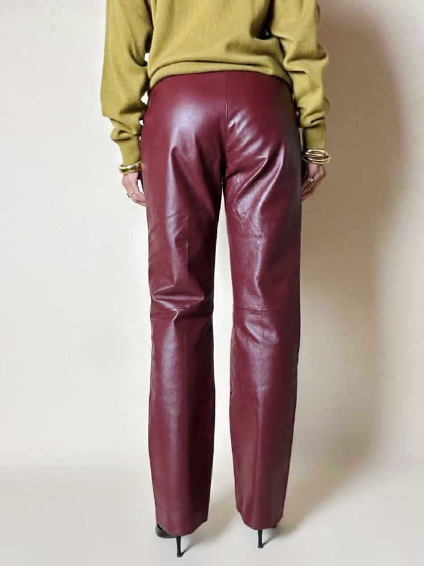 Pantalone a gamba dritta in pelle bordeaux In Extenso
