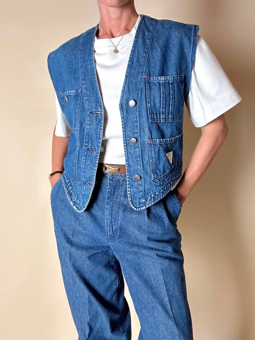 Gilet Valentino Jeans in denim blu slavato con bottoni a chiodo