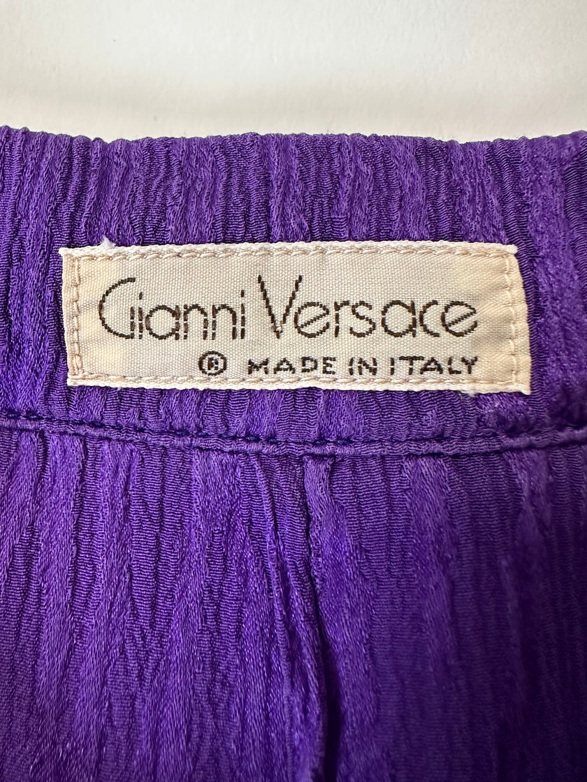 Camicia vintage Gianni Versace in seta goffrata viola con maxi tasca