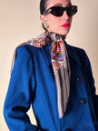 Foulard in seta Philippe De Villière con fantasia grafica multicolore