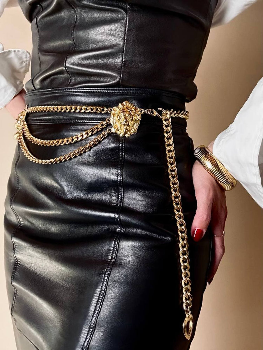 Minigonna a vita alta in pelle nera “Gianni Versace”