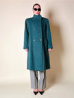 Cappotto doppiopetto in lana bouclé verde bosco con fodera firmata