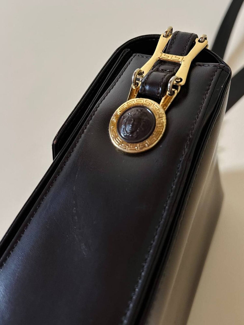 Borsa Gianni Versace vintage in pelle testa di moro con iconica Medusa