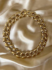Collier a catena dorato con maglie sfaccettate