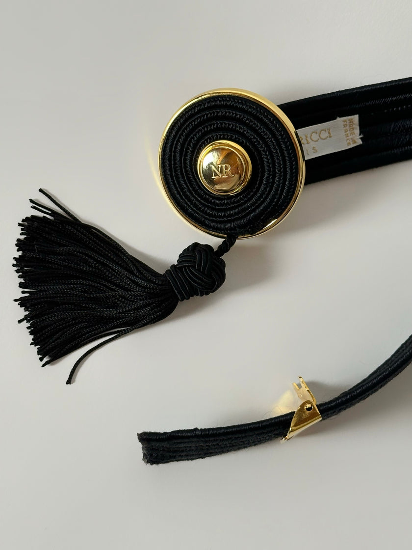 Cintura vintage Nina Ricci Paris in passamaneria elastica nera con fibbia gioiello e nappa couture