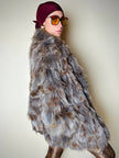 Pelliccia oversize in volpe mélange nei toni del grigio marrone Diana & Ivana