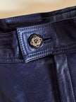 Pantalones Loewe de talle alto en napa color arándano con botón con logo