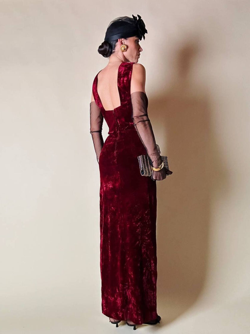 Abito lungo in velluto bordeaux “Evening Chic by Nancy Bracoloni”