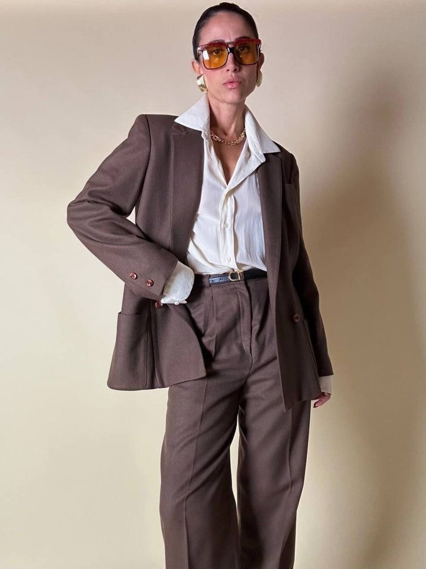 Tailleur giacca/pantalone in lana marrone chiaro “Prestige”
