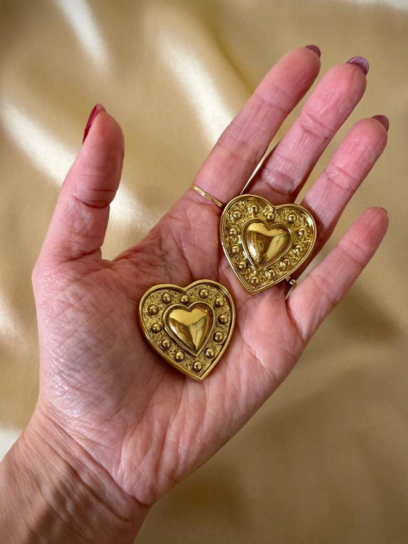 Clip dorate a forma di cuore “Yves Saint Laurent”