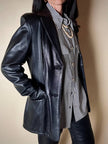 Blazer vintage in pelle nera Blue Deep taglio classico sciancrato