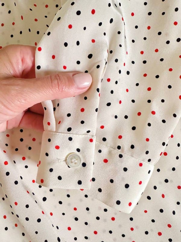 Camicia oversize in seta panna a pois rossi e neri “Corylady”