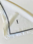 Foulard in seta avorio con profili e logo neri “Yves Saint Laurent”