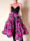 Gonna a ruota in seta fantasia floreale fucsia con maxi fiocco