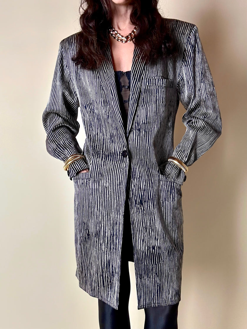 Blazer vintage Gianni Versace in seta goffrata a righe nere e avorio