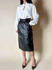 Gonna longuette vintage in pelle nera con cinturini regolabili in vita