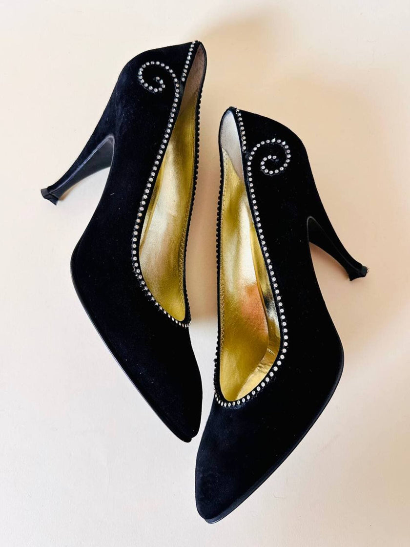 Décolleté in suede nero con dettaglio gioiello “Pollini”