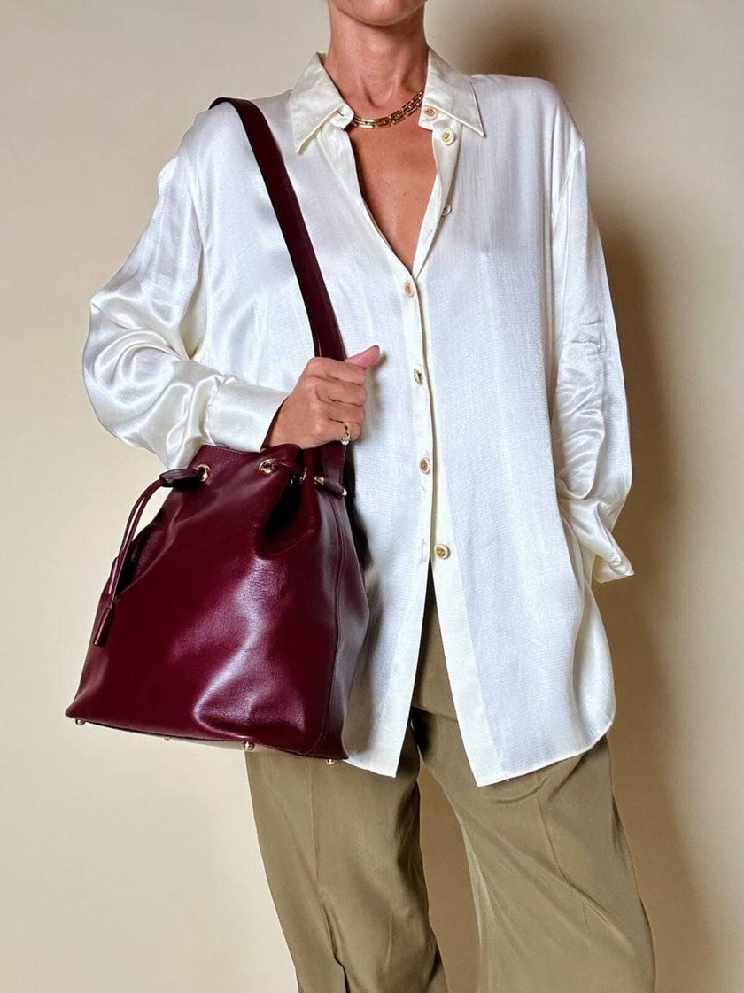 Camicia in raso avorio con bottoni gioiello “Divina”
