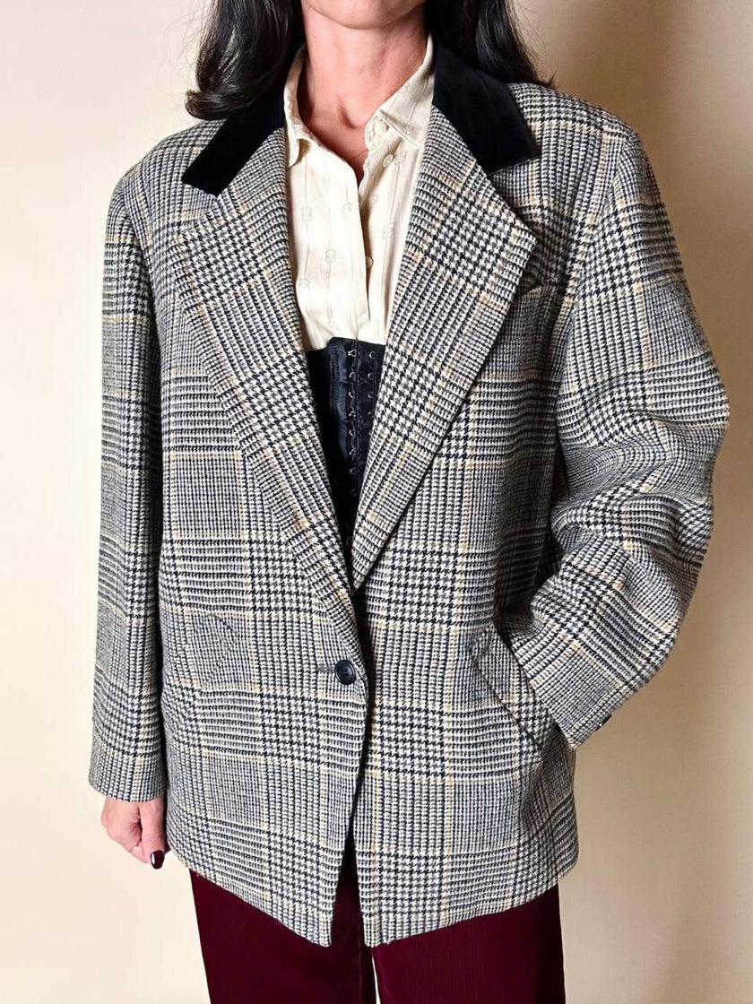 Blazer Guy Laroche in lana Principe di Galles con colletto in velluto nero