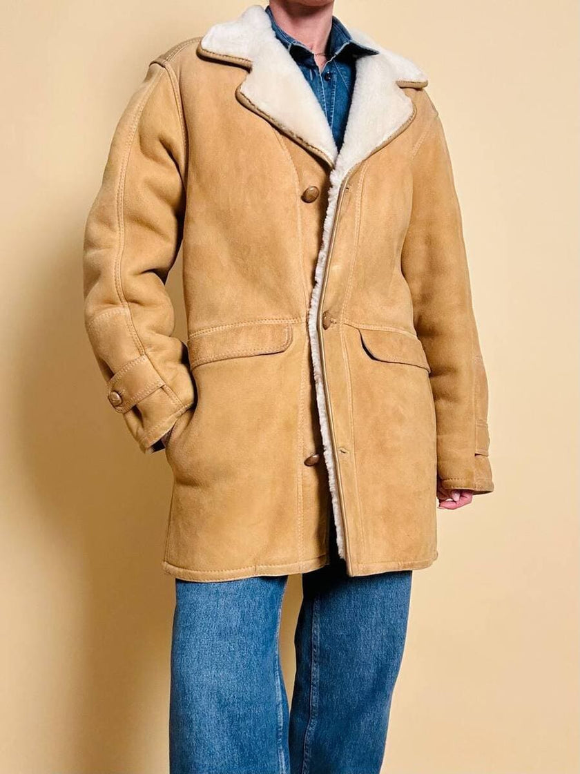 Shearling Oiginal in suede color biscotto