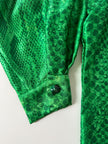 Camicia vintage sartoriale in raso di seta stampa pitone verde smeraldo