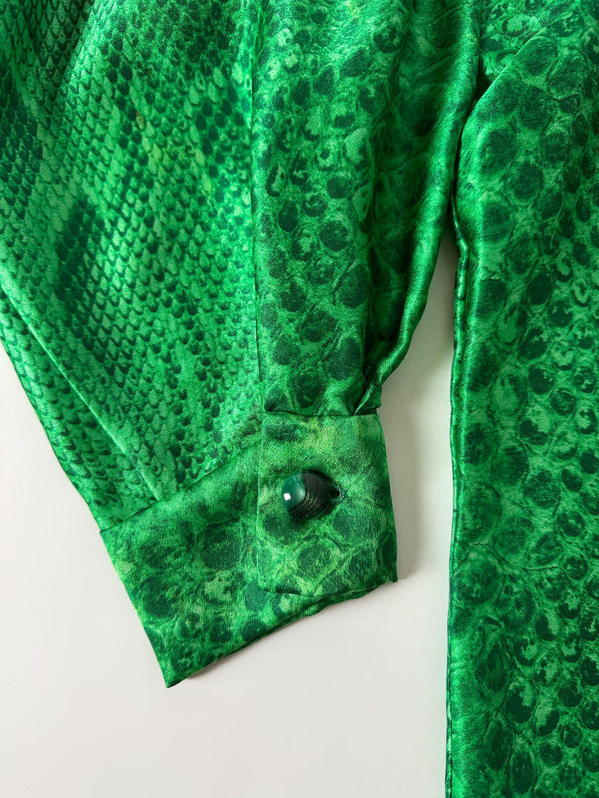 Camicia vintage sartoriale in raso di seta stampa pitone verde smeraldo