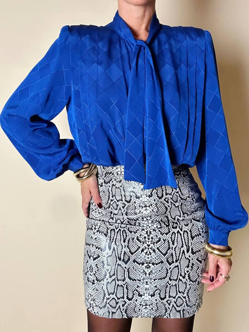 Camicia vintage Tricosa Paris in tessuto jacquard operato a losanghe bluette con nastro al collo