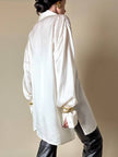 Camicia vintage in raso di seta avorio millerighe modello oversize con bottoni di madreperla