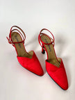 Décolleté vintage Yves Saint Laurent in raso di seta rosso lacca con cinturino alla caviglia
