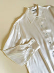 Camicia vintage in raso di seta avorio millerighe modello oversize con bottoni di madreperla