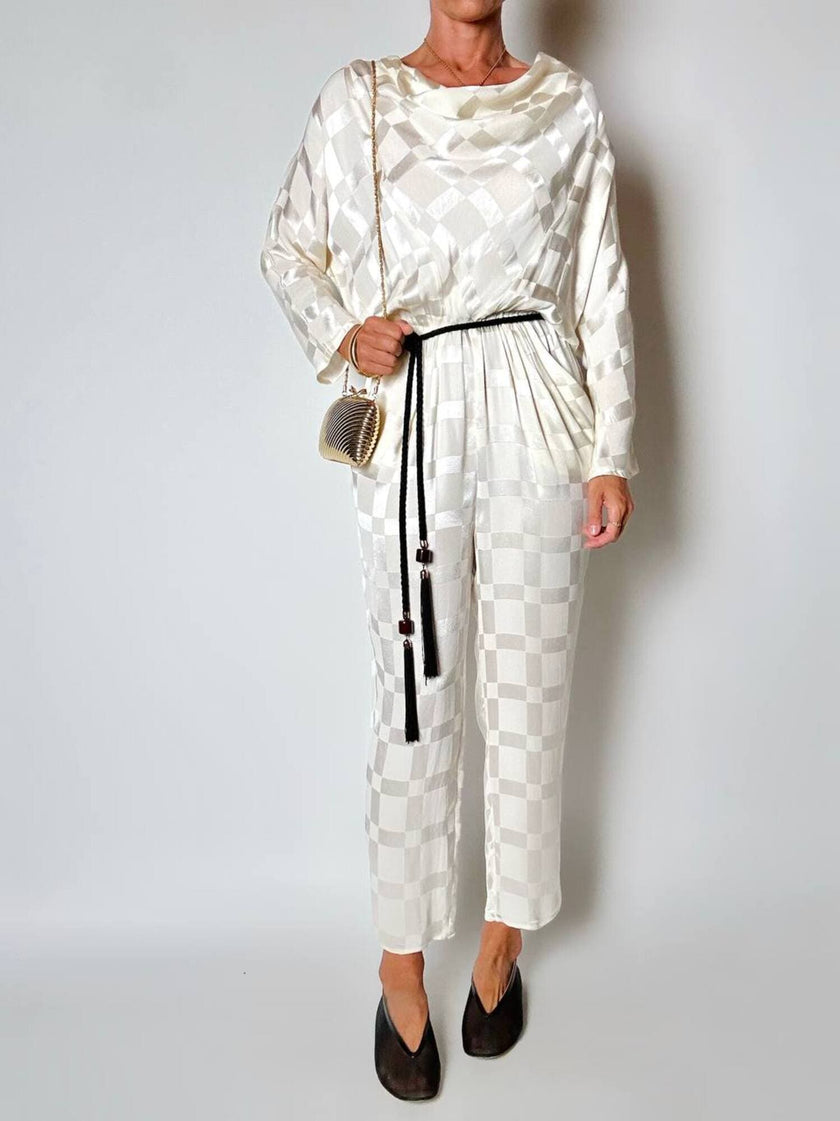 Jumpsuit vintage Spengler Mode in viscosa jacquard avorio con scollo drappeggiato