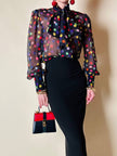 Camicia con fiocco in chiffon di seta nero a pois multicolor “D&G”