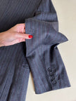 Tailleur gessato in lana grigio antracite “Yves Saint Laurent”